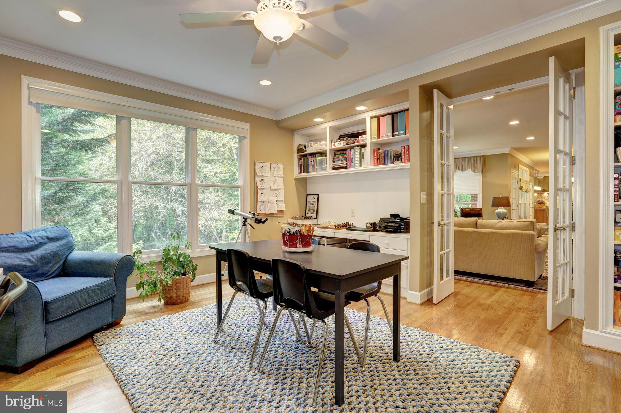 RIVER FALLS - Residential