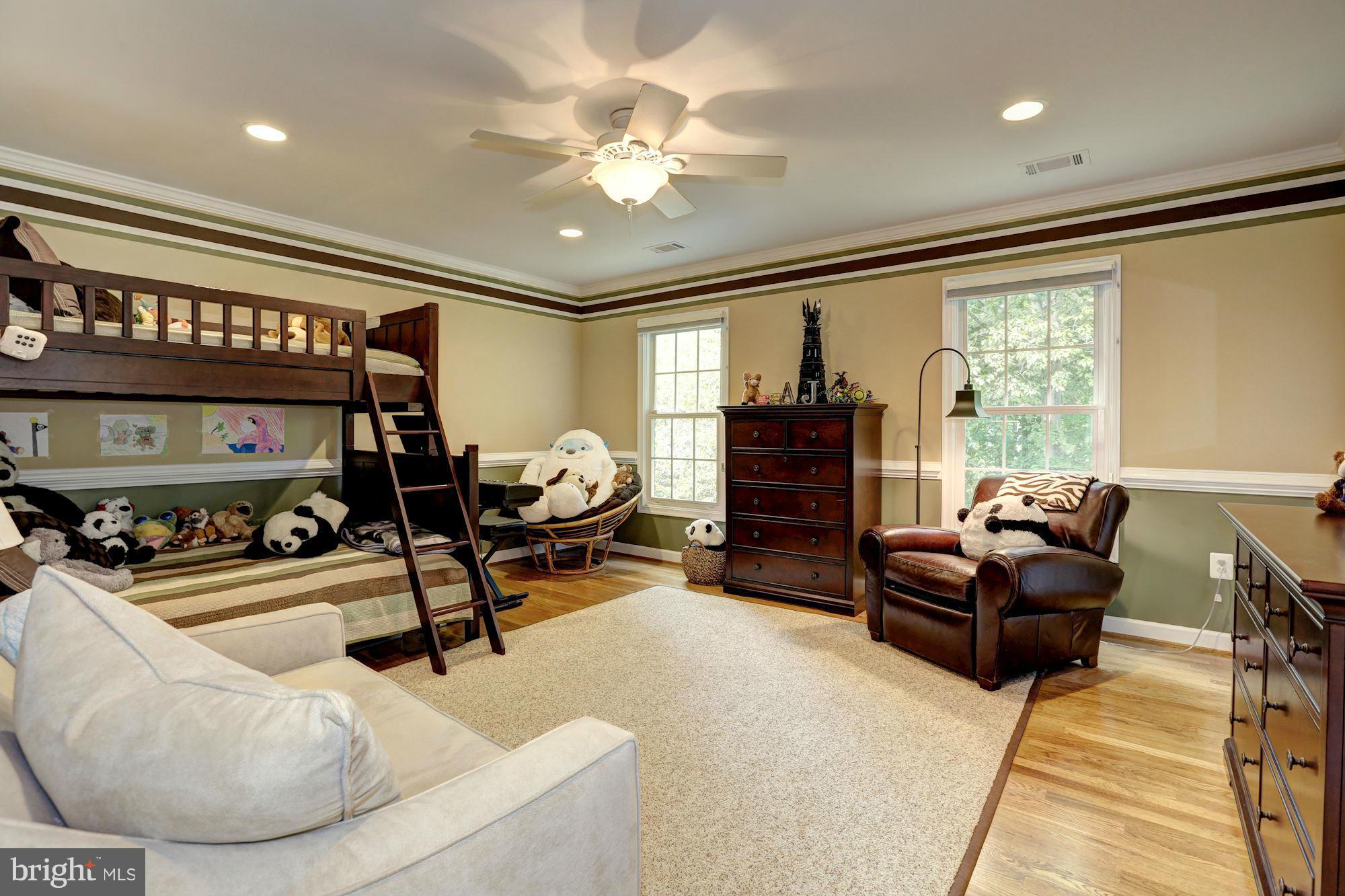 RIVER FALLS - Residential