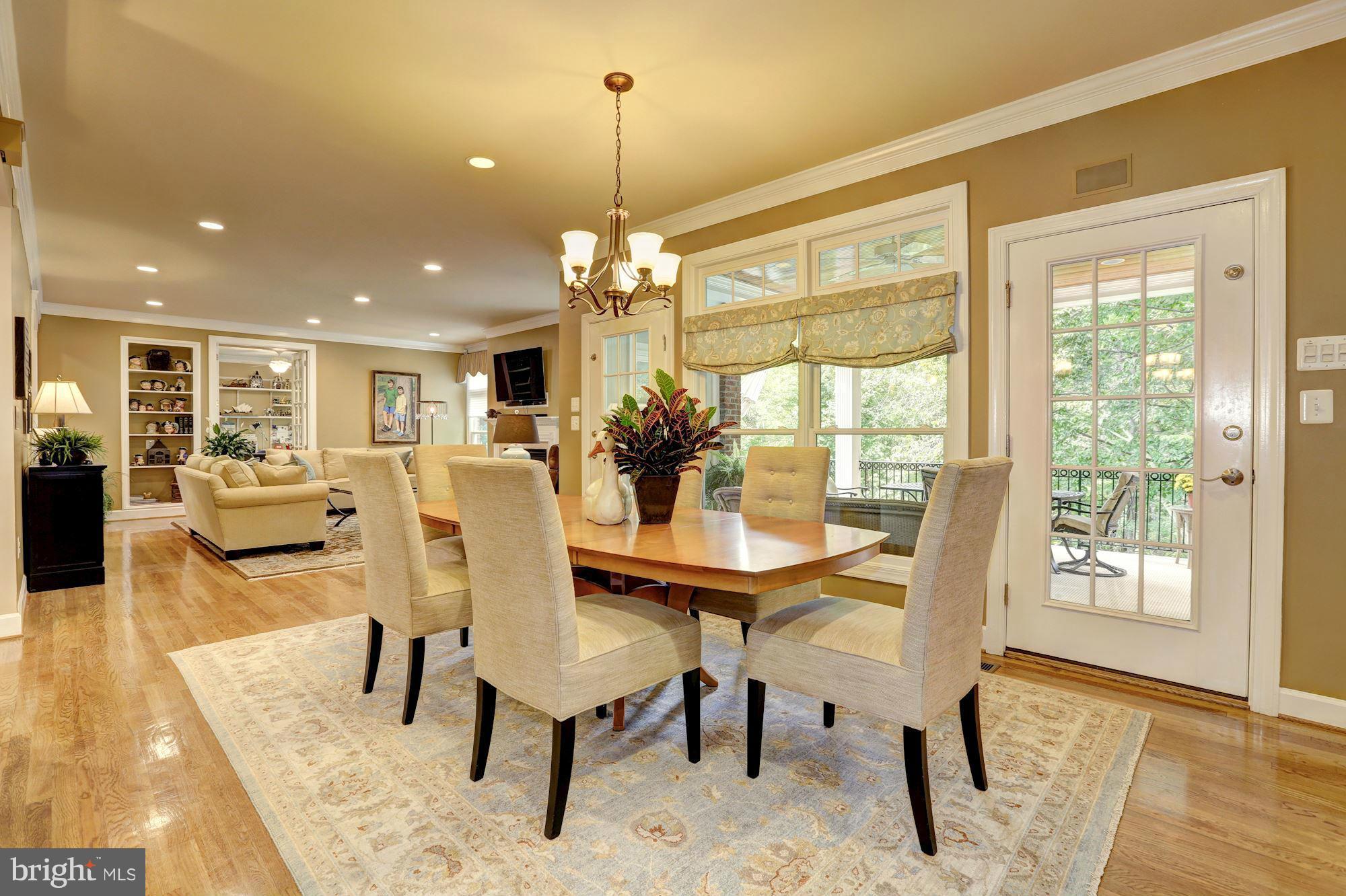 RIVER FALLS - Residential