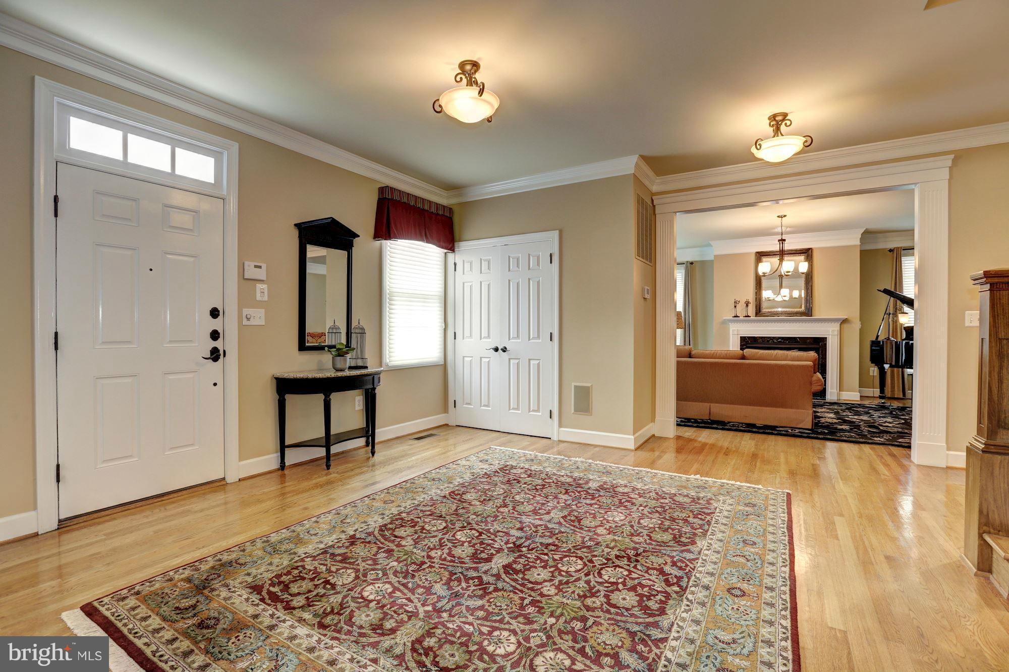 RIVER FALLS - Residential