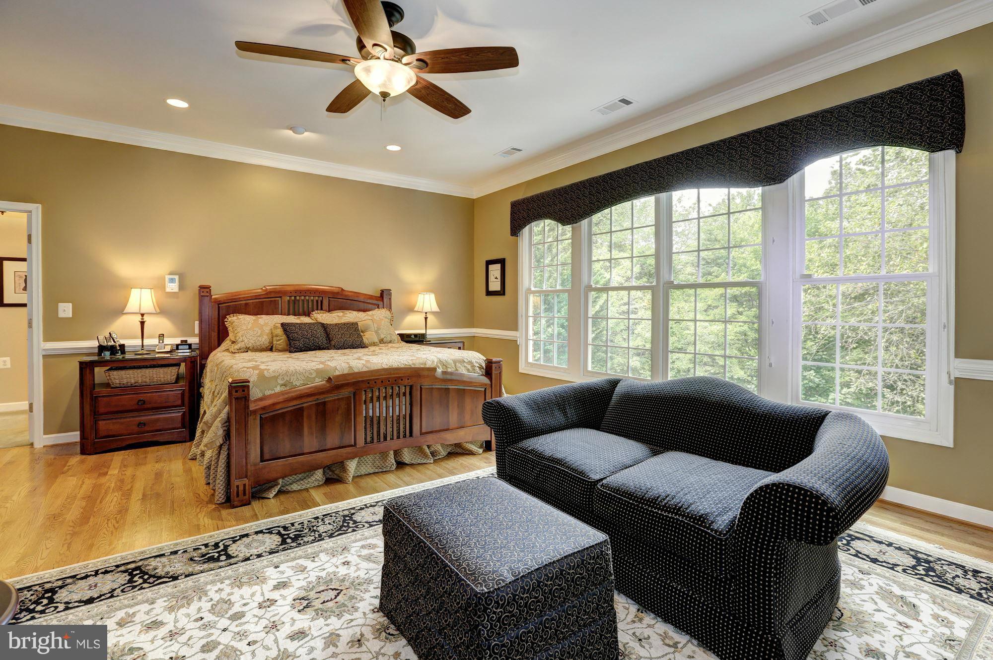 RIVER FALLS - Residential