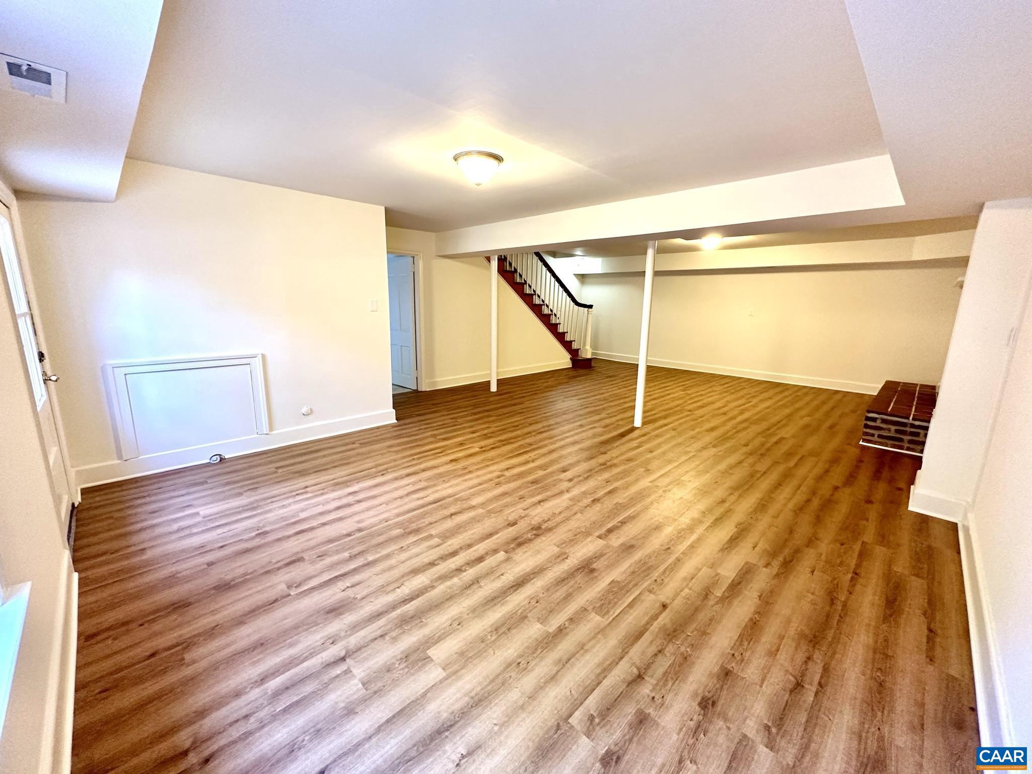 UNKNOWN - Residential Lease