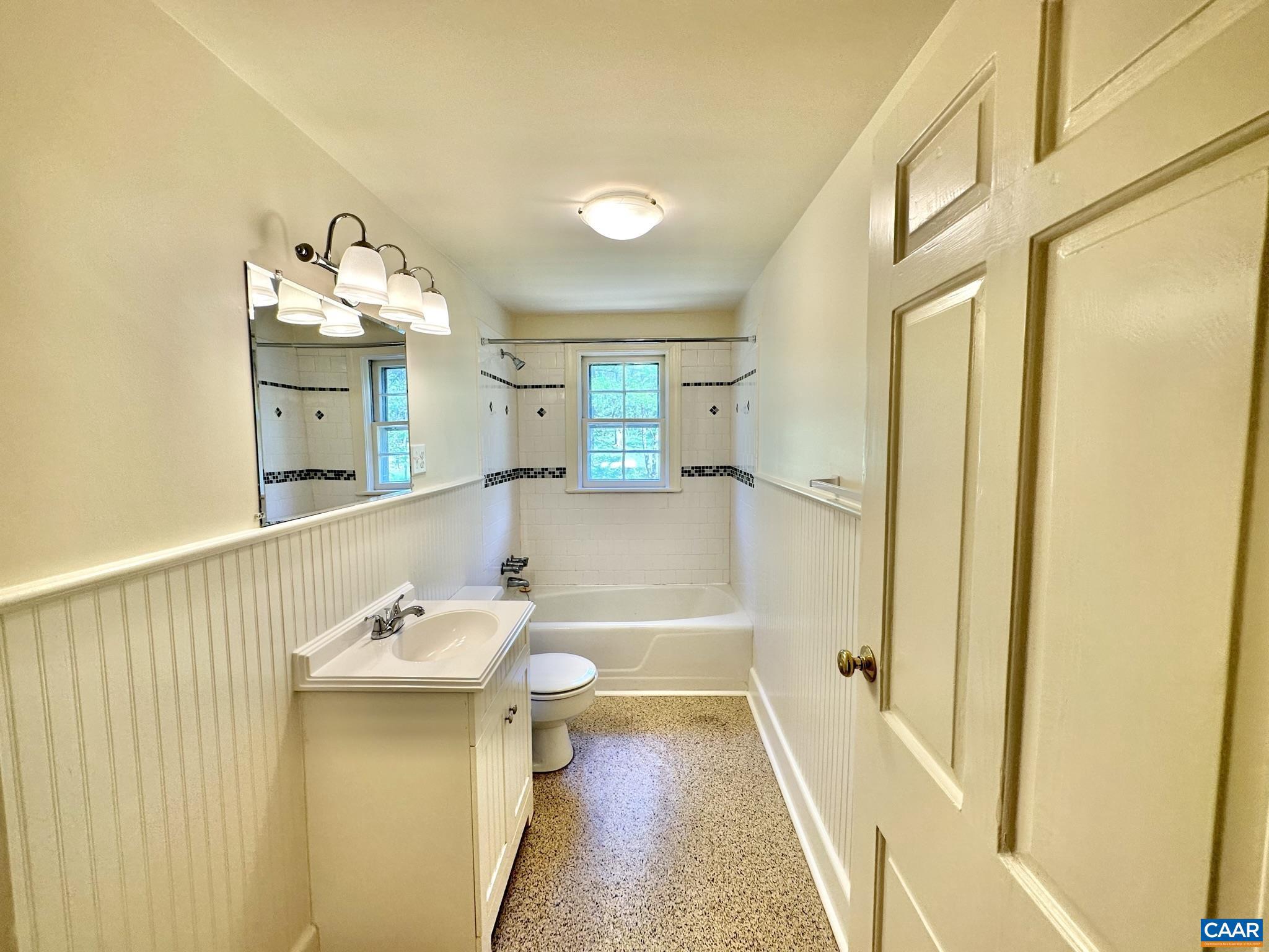 UNKNOWN - Residential Lease