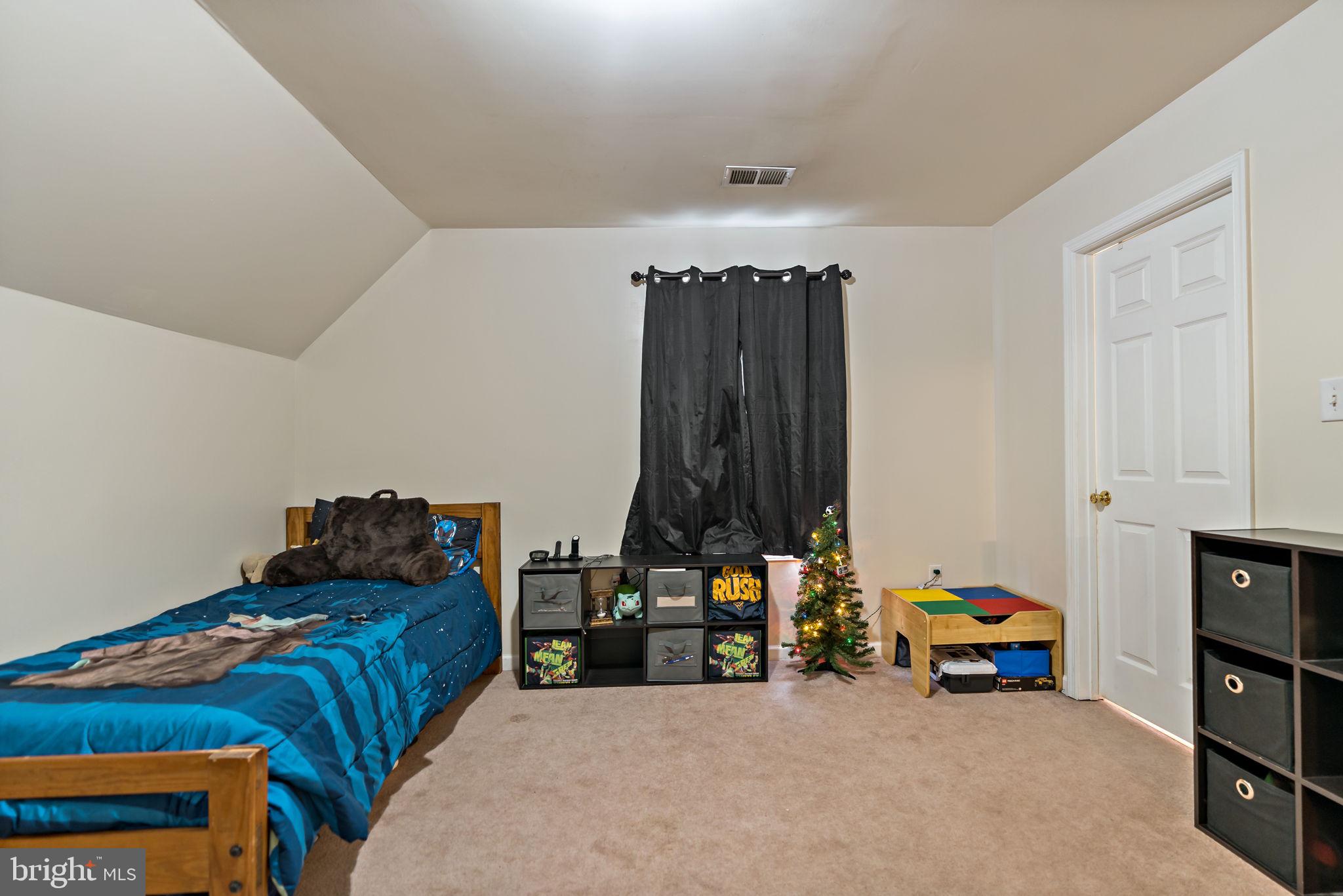 SLEEPY HOLLOW - Residential