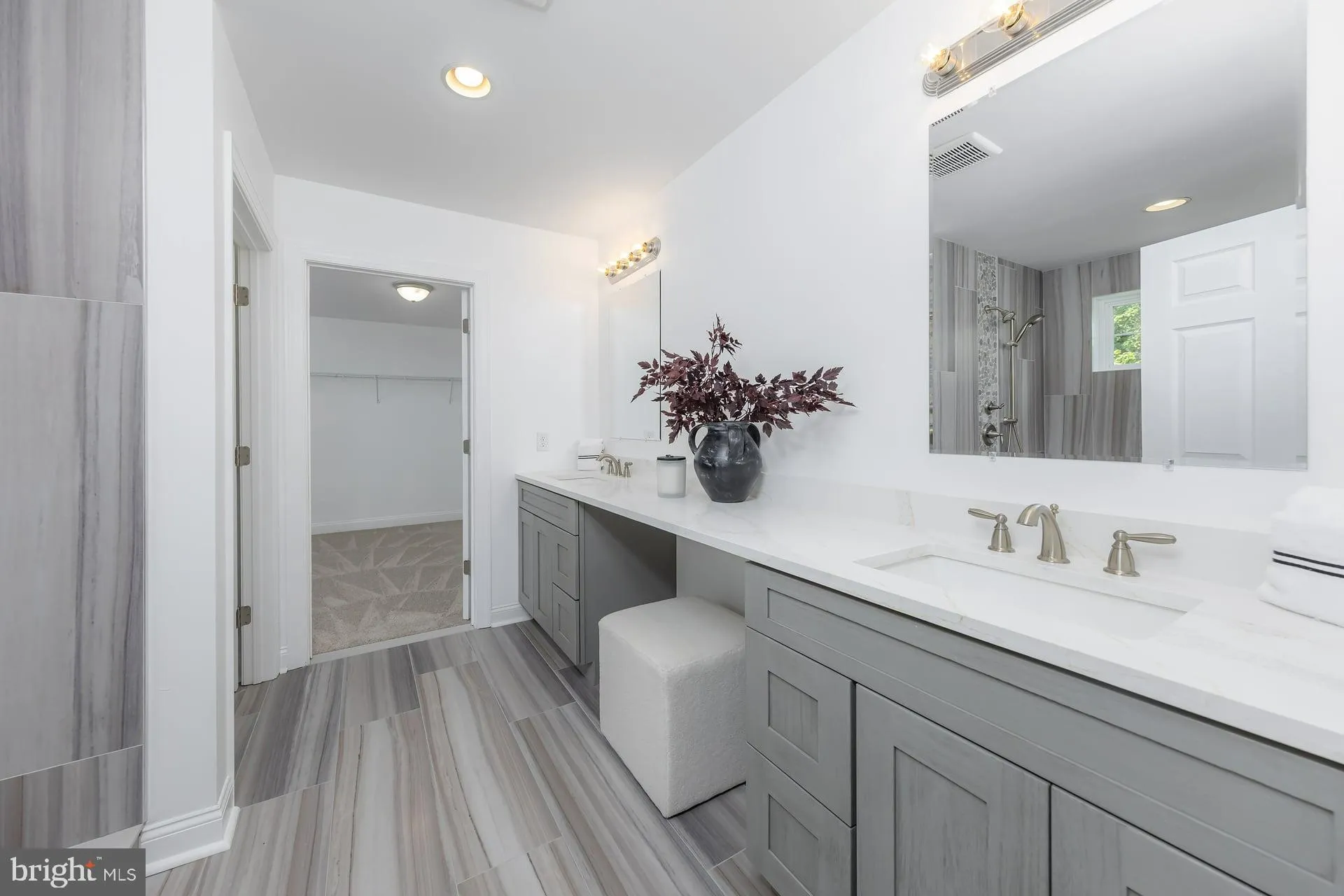 Mullica Hill, New Jersey 08062, United States, 4 Bedrooms Bedrooms, ,4 BathroomsBathrooms,Residential,Active,159586