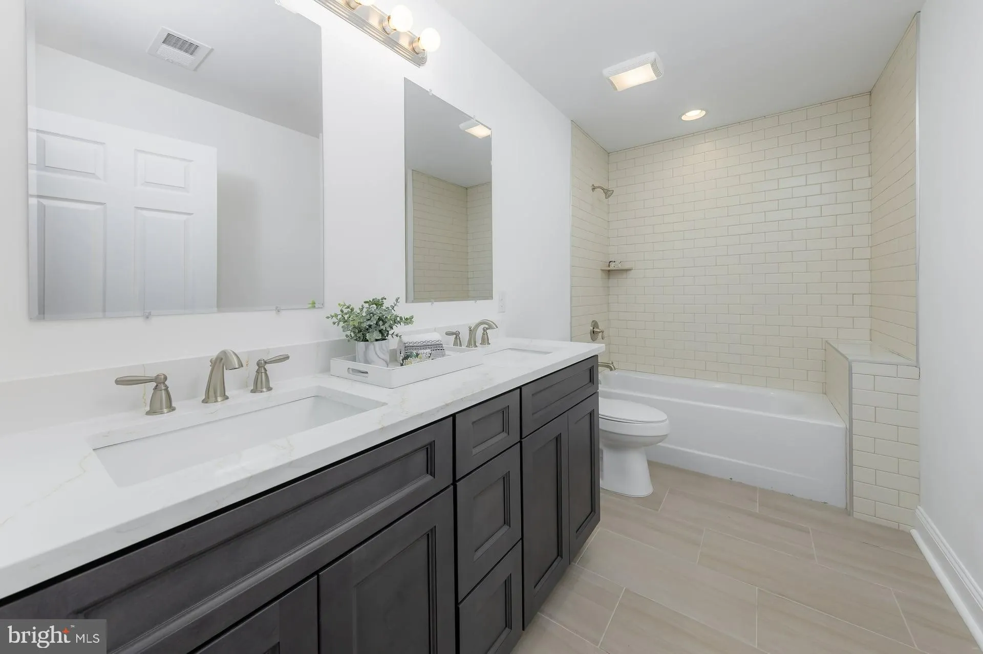 Mullica Hill, New Jersey 08062, United States, 4 Bedrooms Bedrooms, ,4 BathroomsBathrooms,Residential,Active,159586