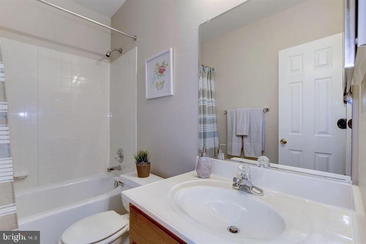 PHEASANT RUN - Residential