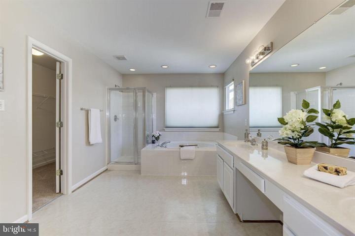 PHEASANT RUN - Residential