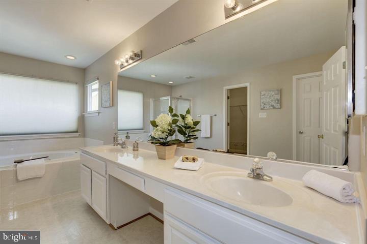 PHEASANT RUN - Residential