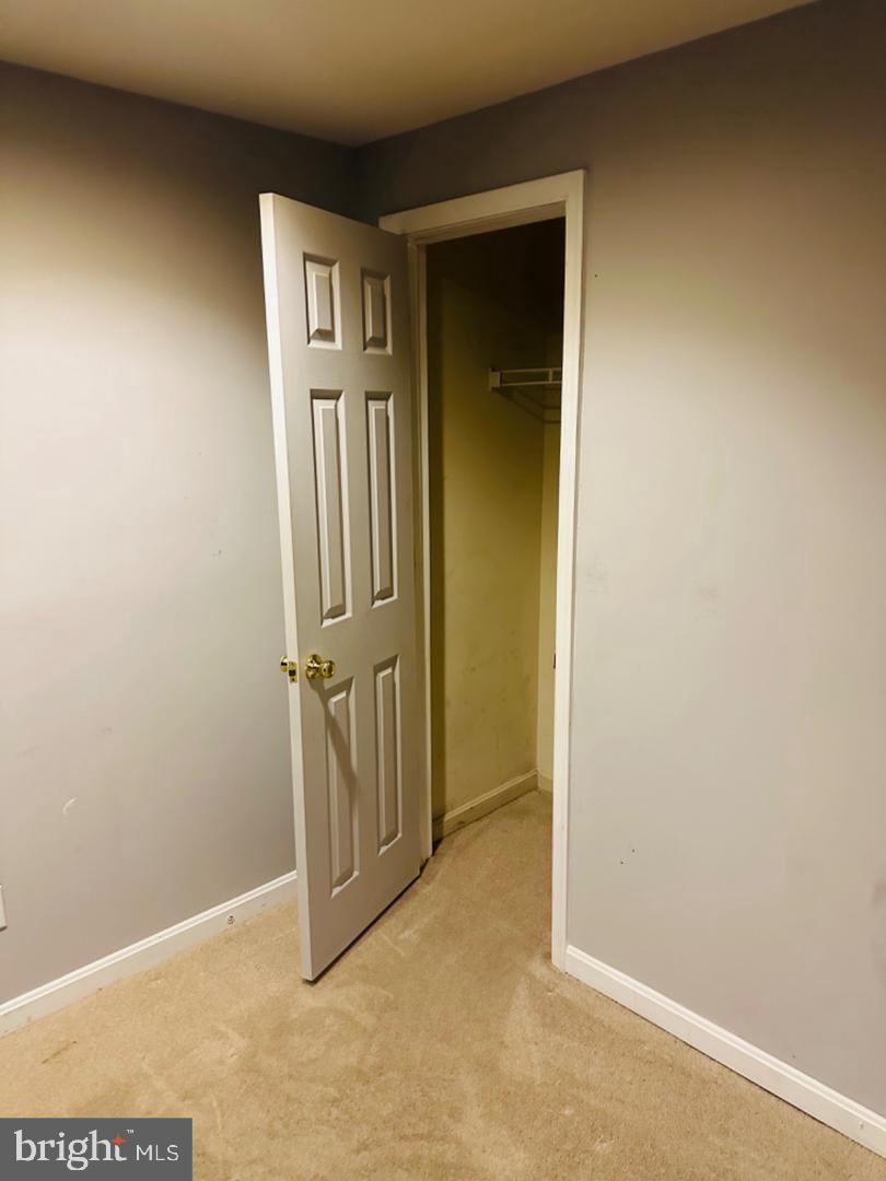 BOSTON COURTS - Residential