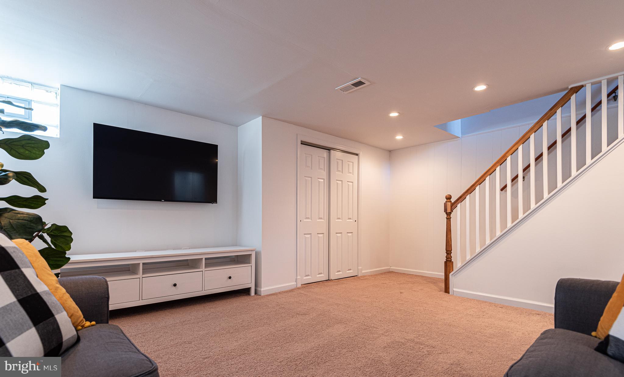 RODGERS FORGE - Residential