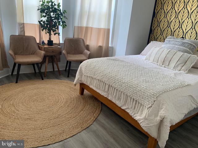 STRAWBERRY MANSION - Residential Lease