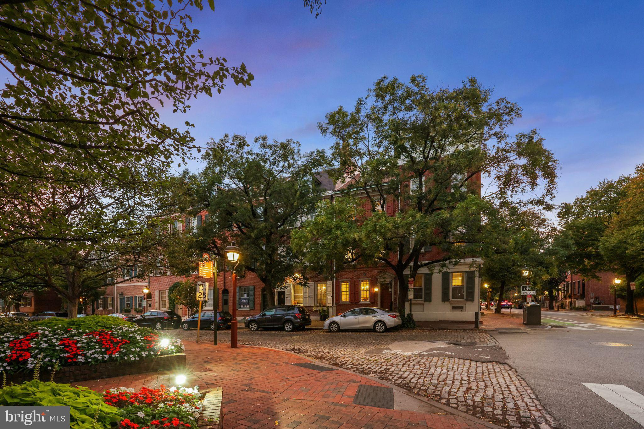 SOCIETY HILL - Residential