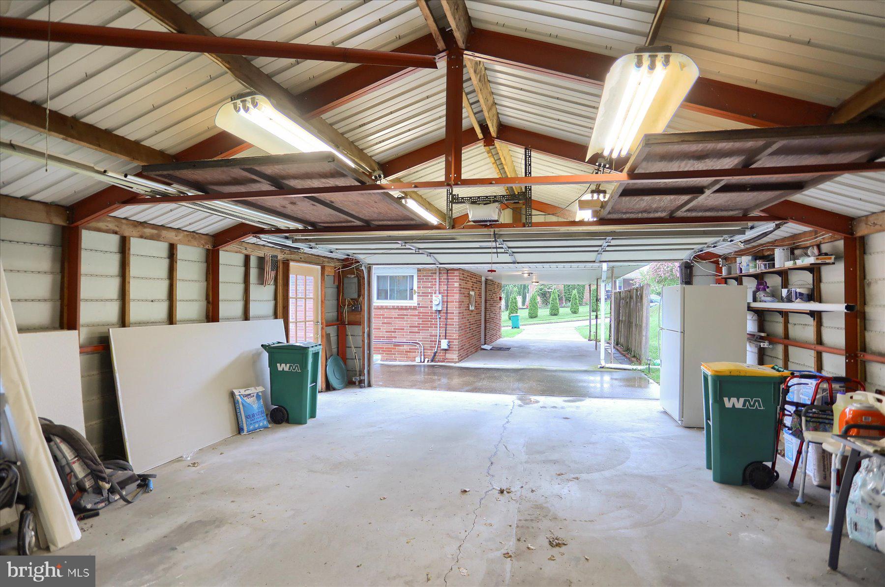 NORTHWOOD HILLS - Residential Lease