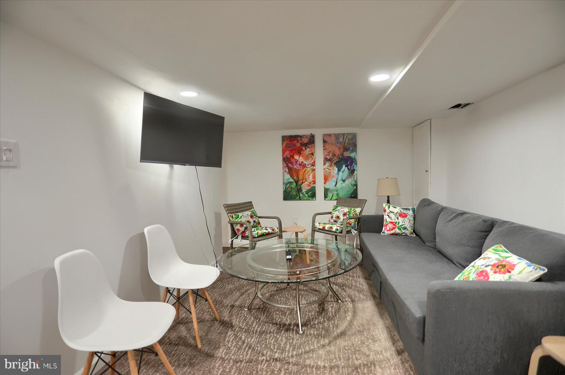 NORTHWOOD HILLS - Residential Lease