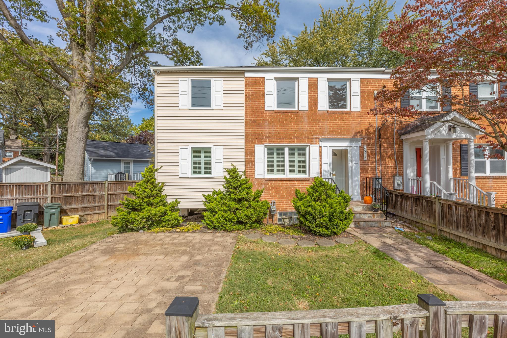 CHURCH COURTS - Residential