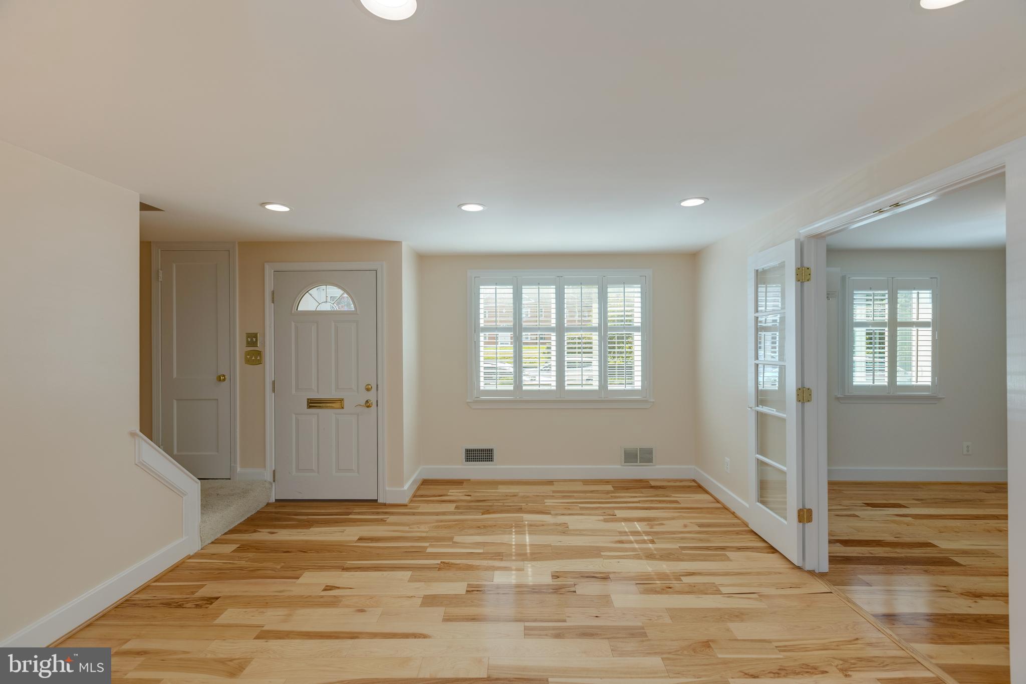 CHURCH COURTS - Residential