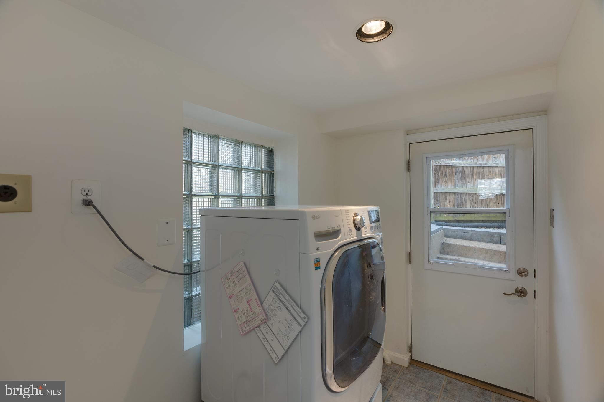 CHURCH COURTS - Residential