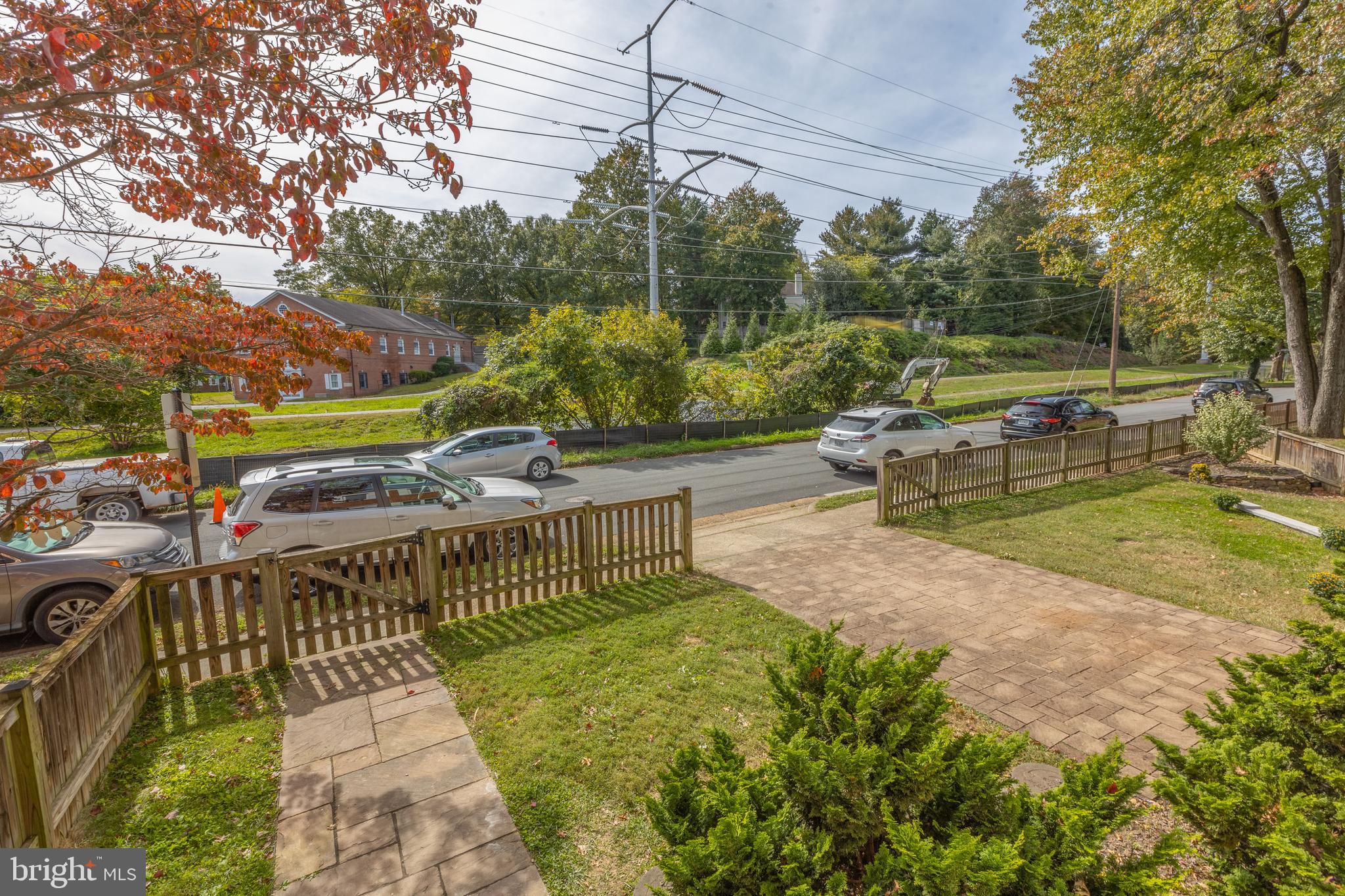 CHURCH COURTS - Residential