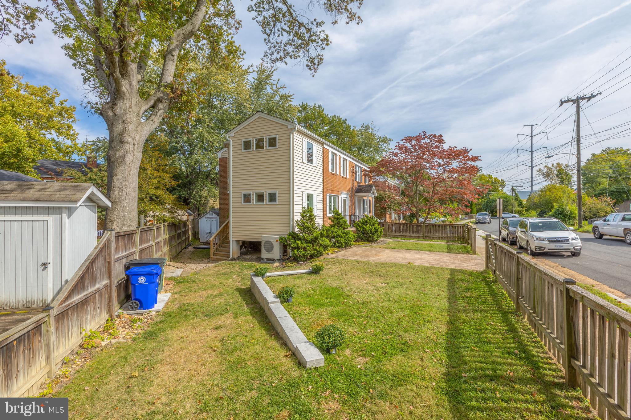 CHURCH COURTS - Residential