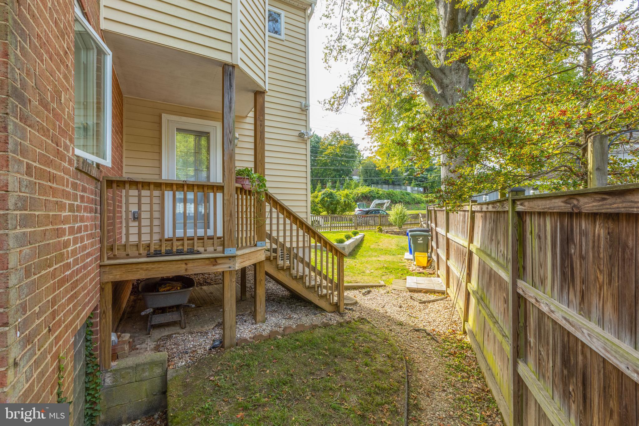 CHURCH COURTS - Residential