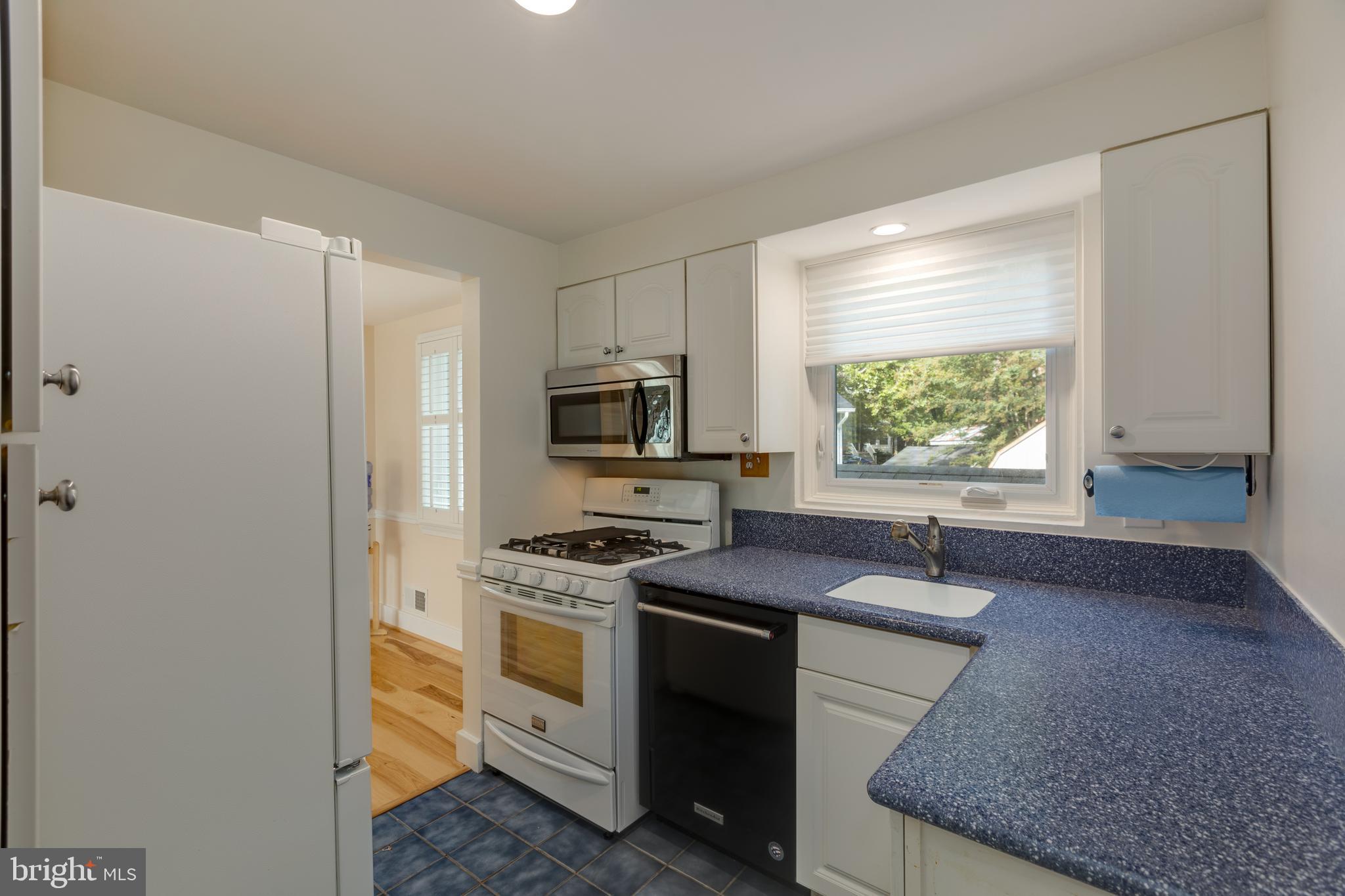 CHURCH COURTS - Residential