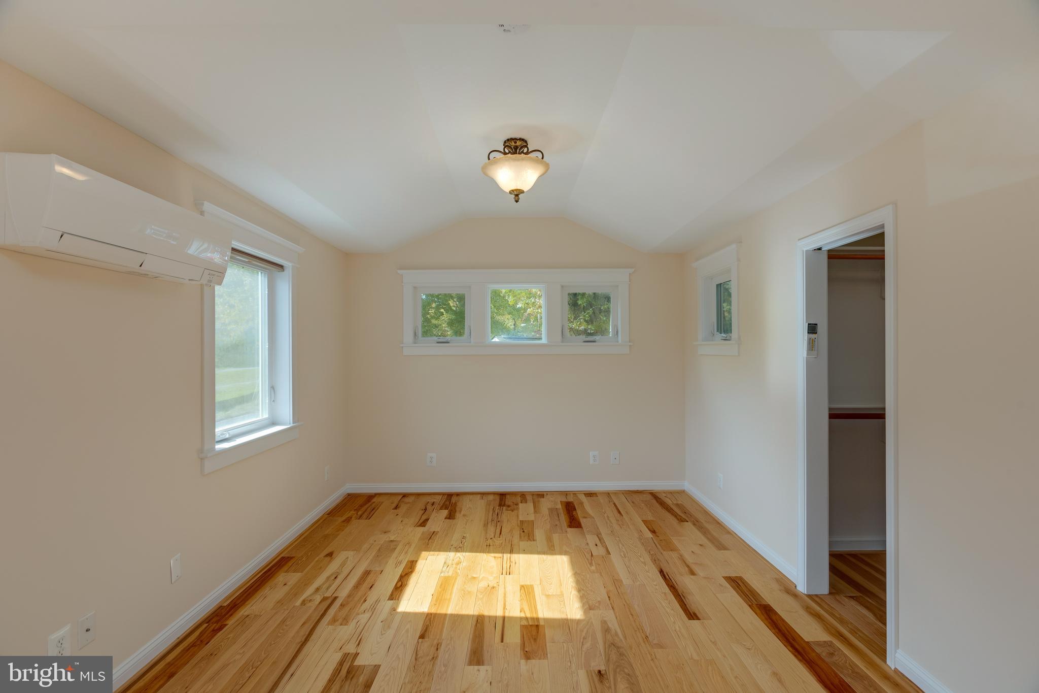 CHURCH COURTS - Residential