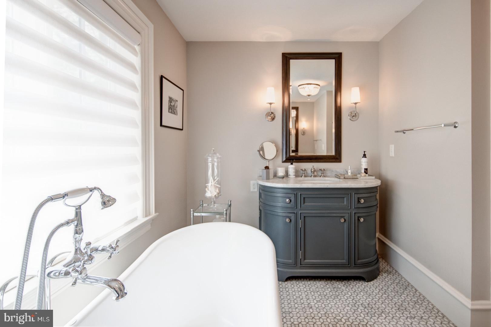 WYNDMOOR - Residential