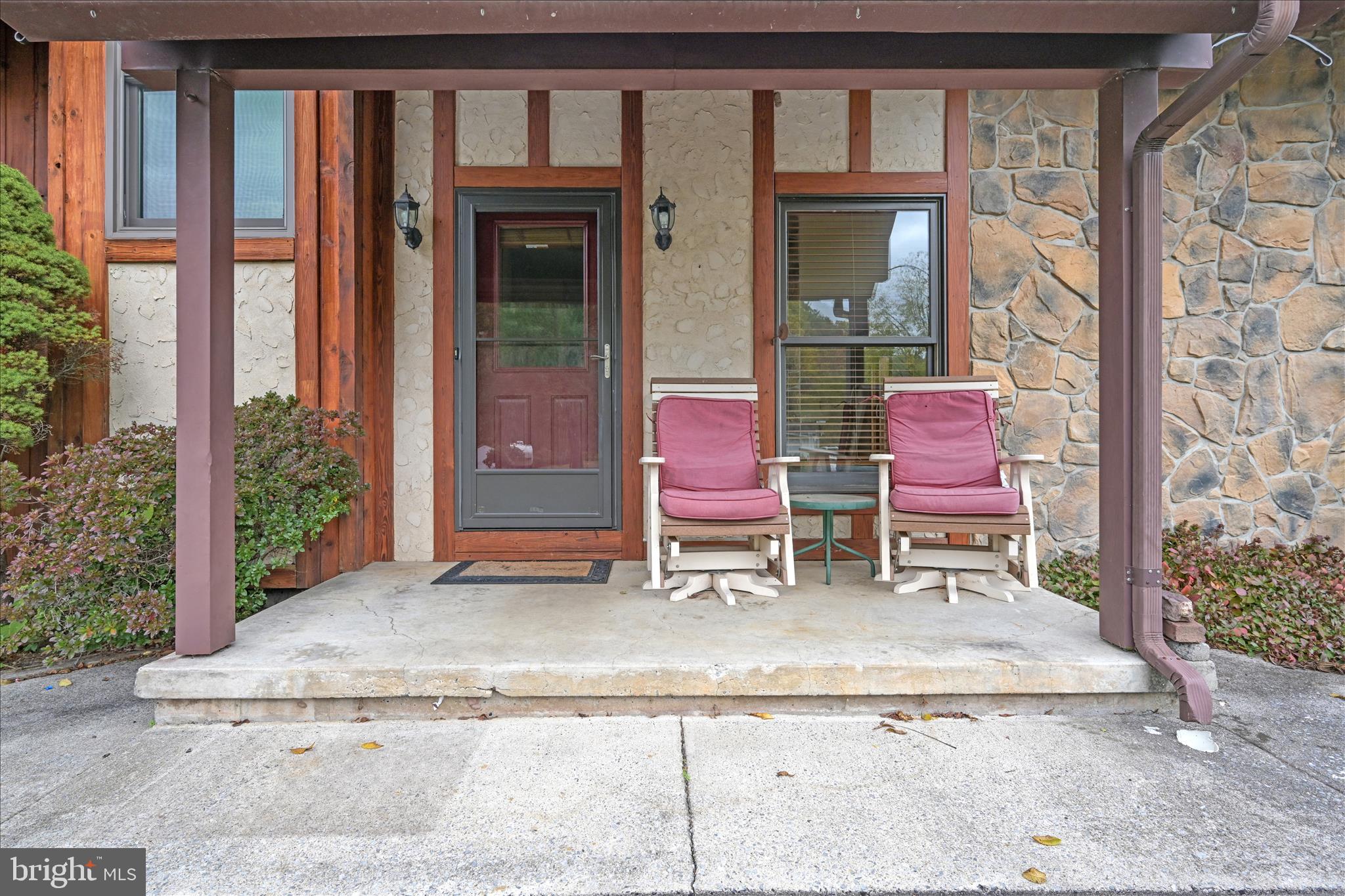 509 E SECOND MOUNTAIN ROAD