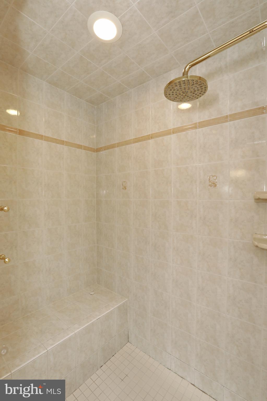 AVENMAR - Residential