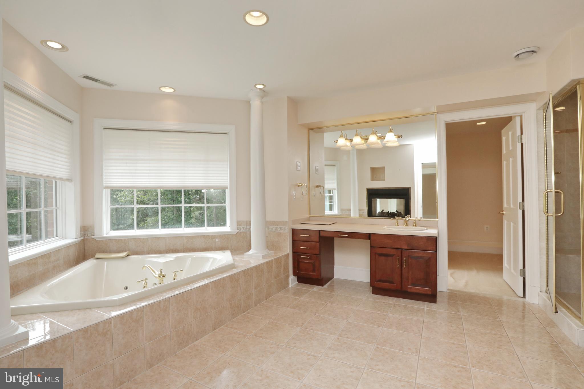 AVENMAR - Residential