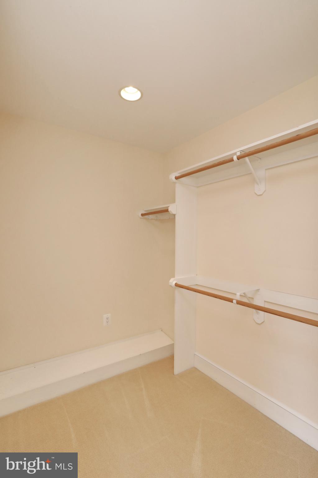 AVENMAR - Residential