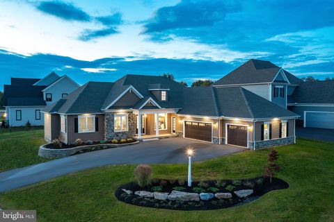 Photo of 2523 Crowfoot Lane, East Petersburg, PA 17520 (MLS # PALA2043580)