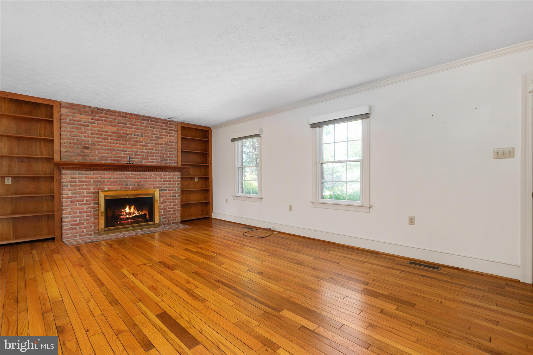 179 WOODRIDGE LANE