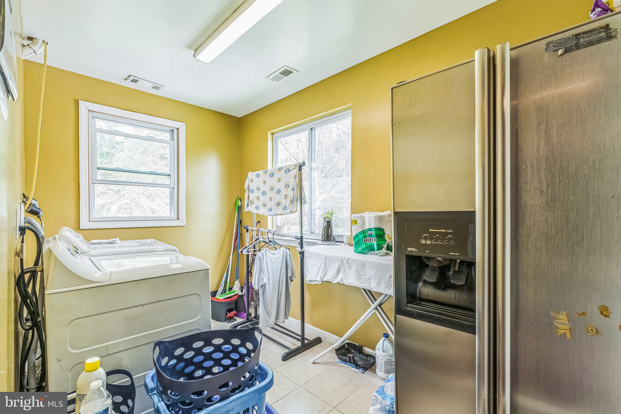 RIVERDALE WOODS - Residential