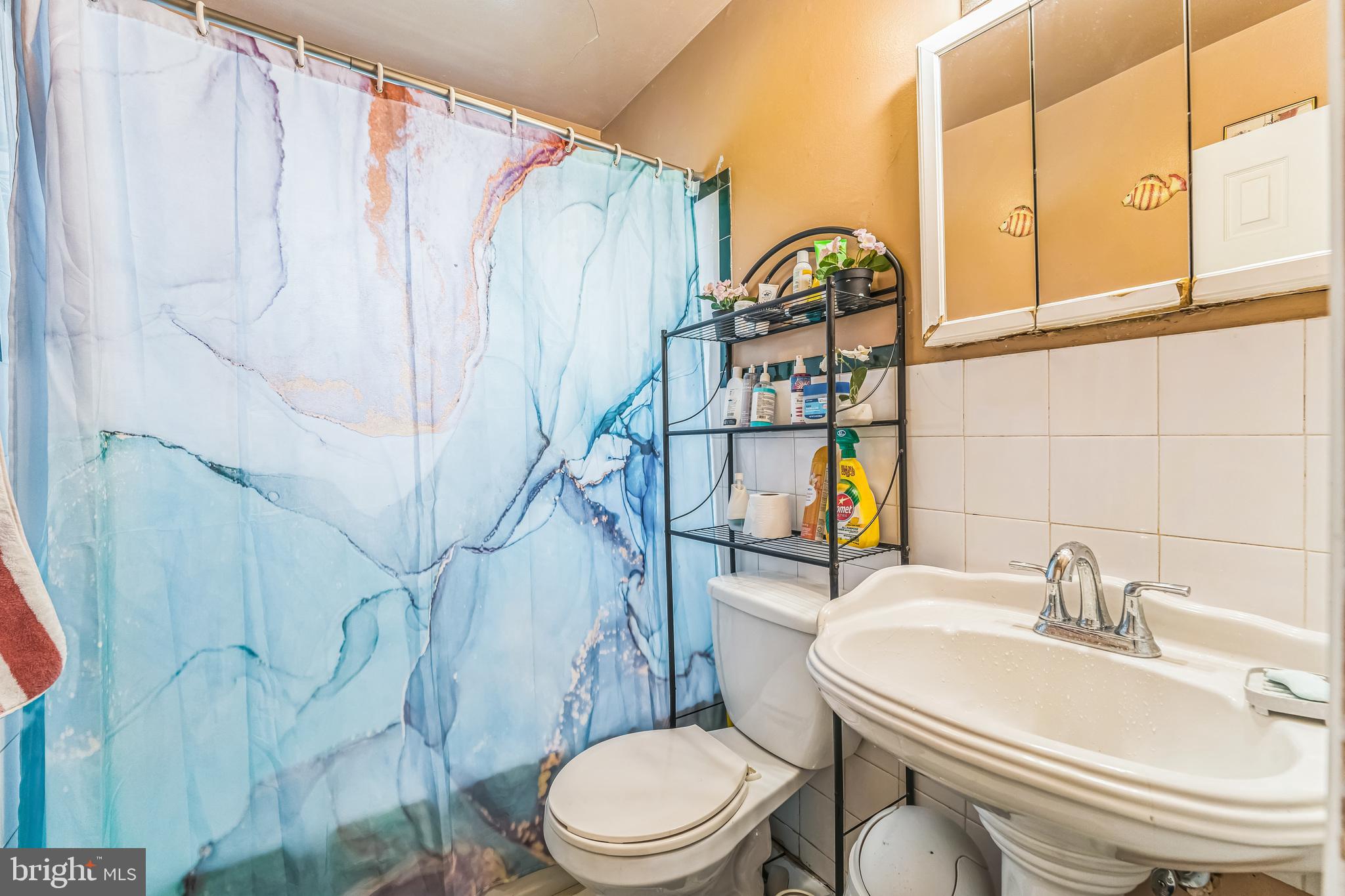 RIVERDALE WOODS - Residential