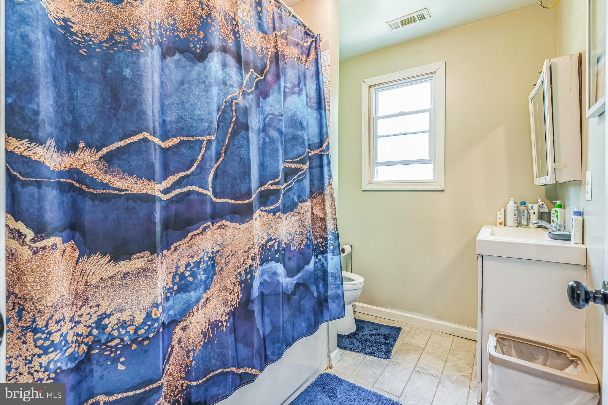 RIVERDALE WOODS - Residential