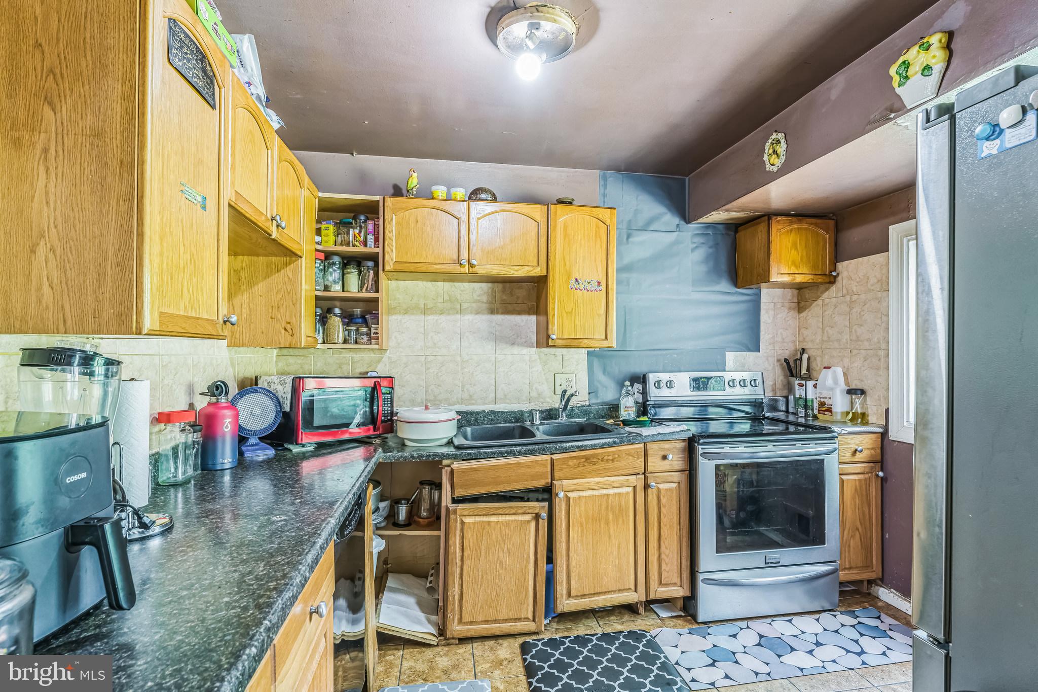 RIVERDALE WOODS - Residential