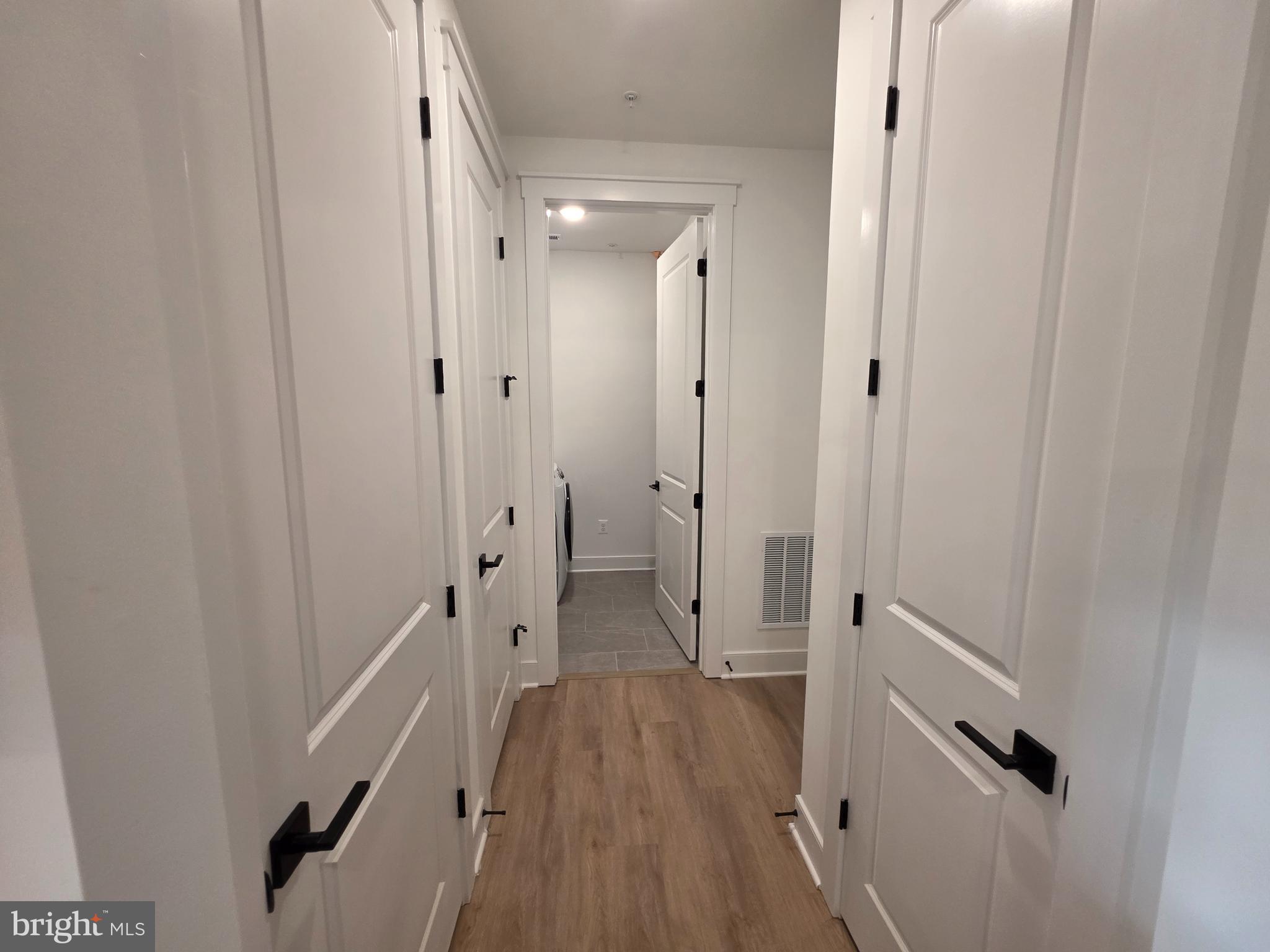 MAGNOLIA HILL - Residential