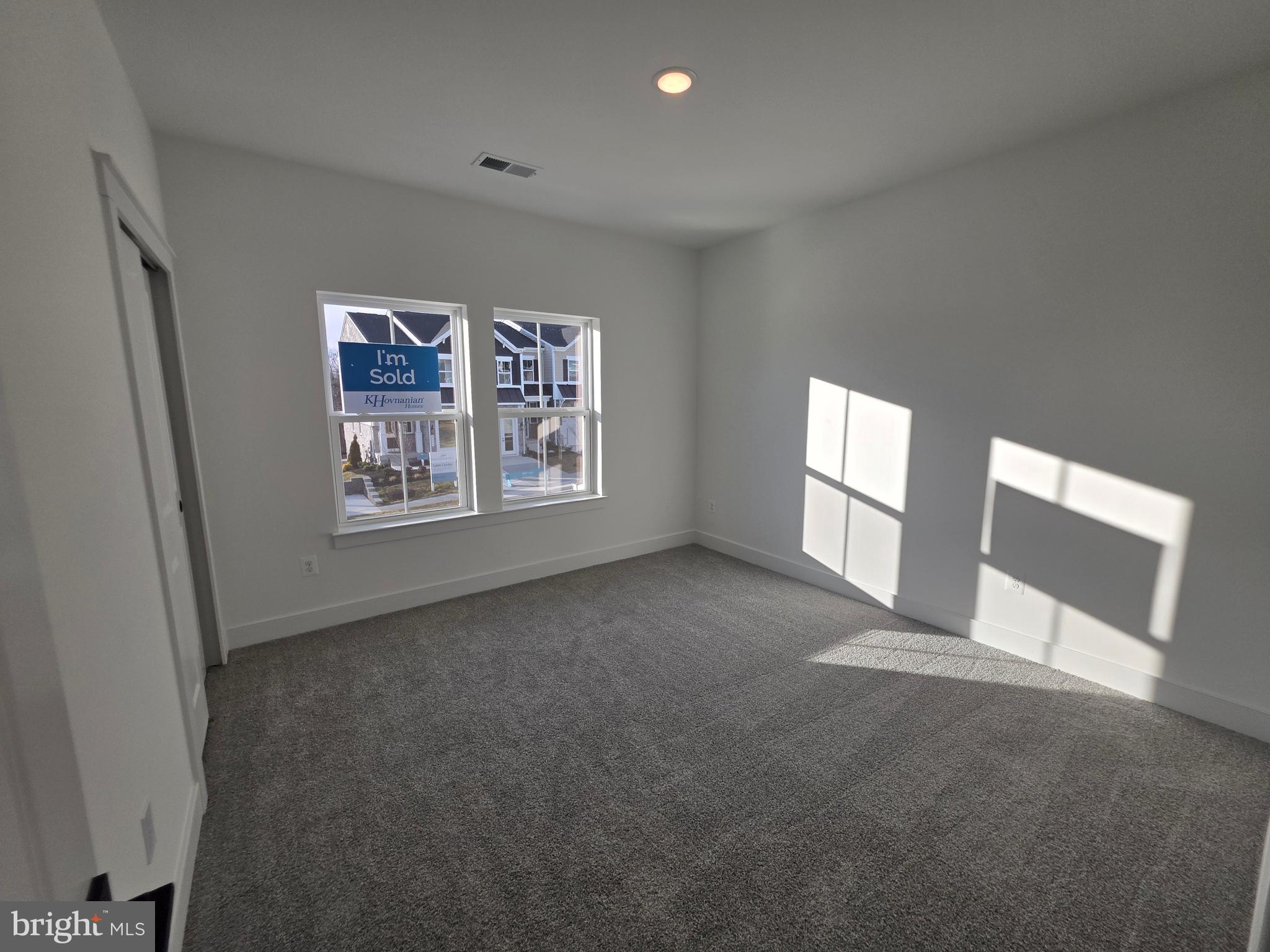 MAGNOLIA HILL - Residential