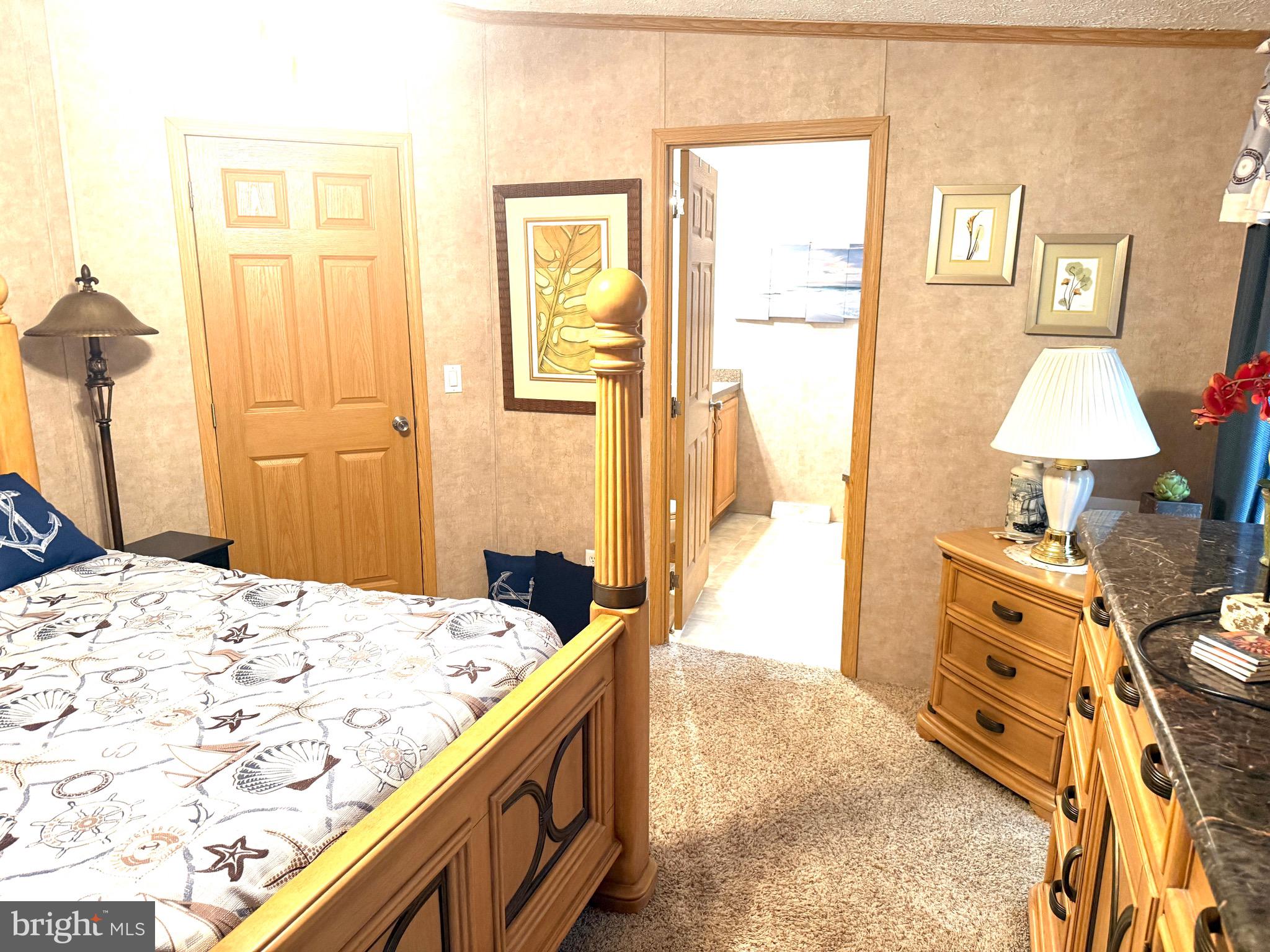 SUN RETREATS REHOBOTH BAY - Residential