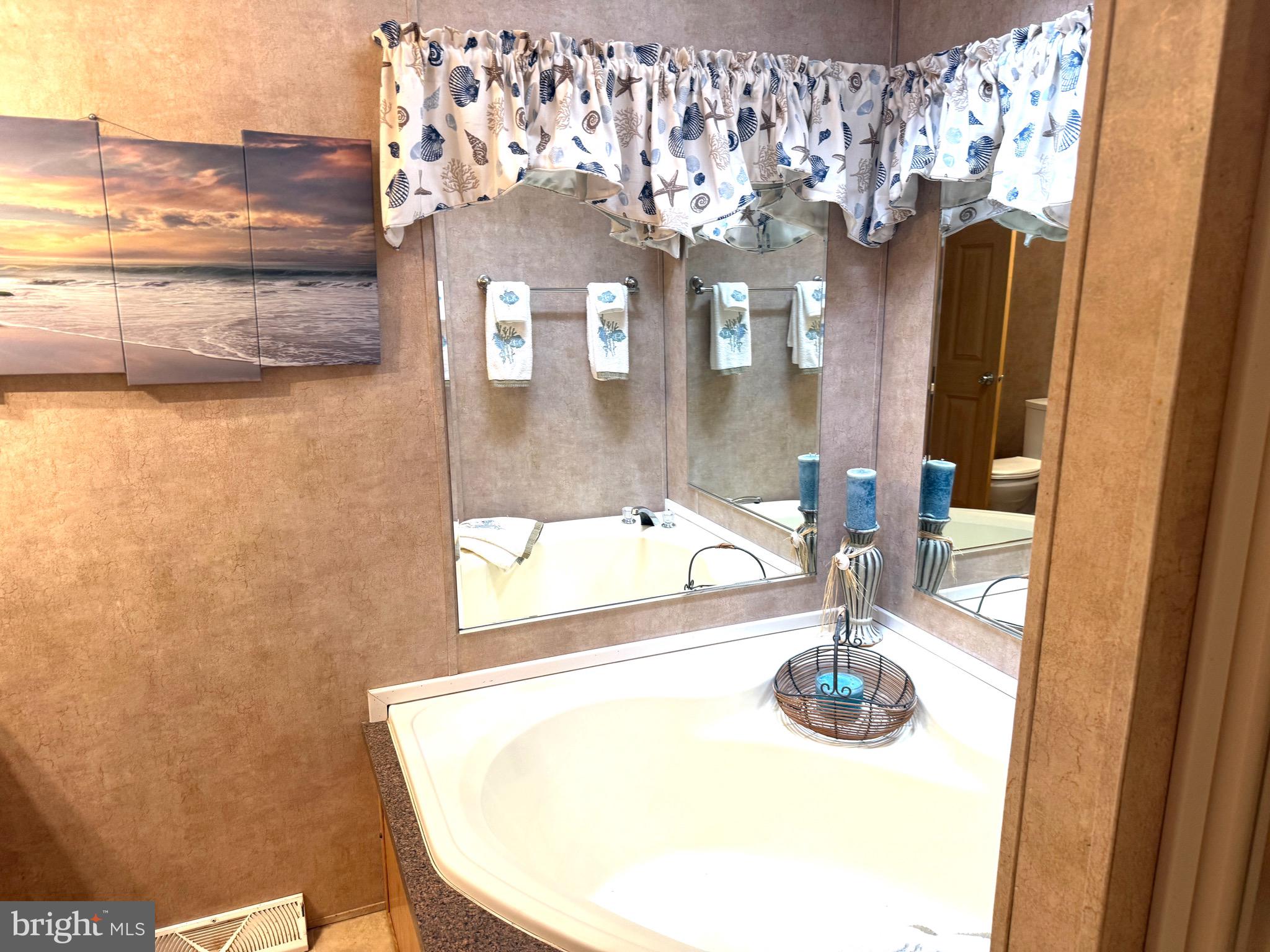 SUN RETREATS REHOBOTH BAY - Residential