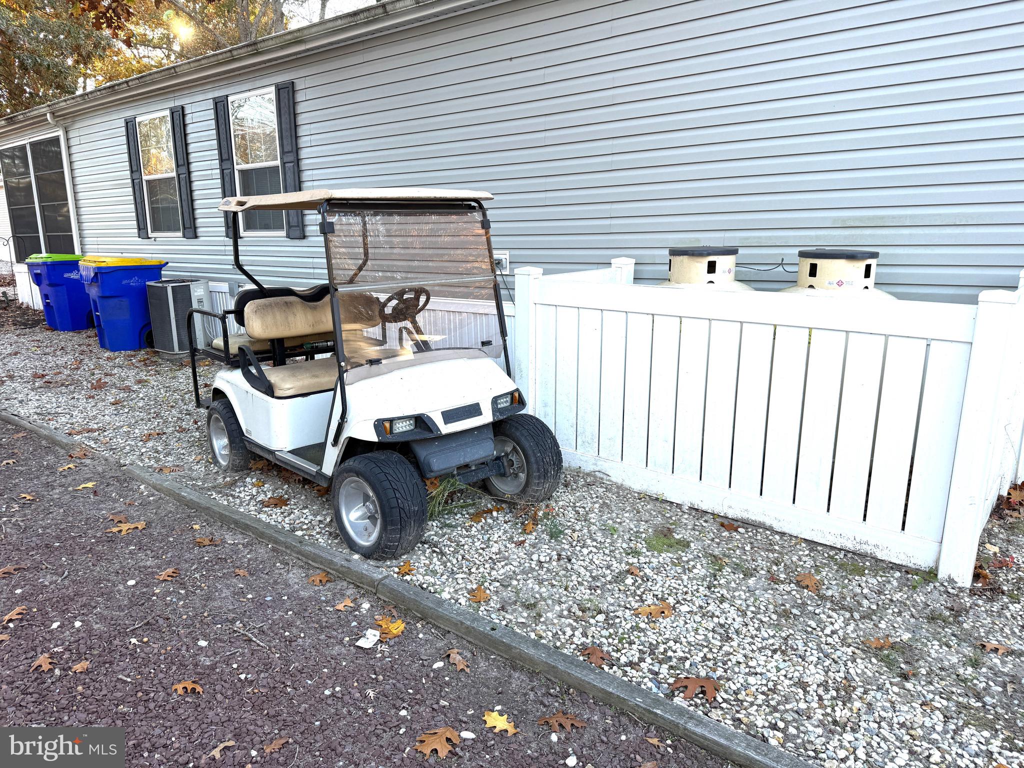 SUN RETREATS REHOBOTH BAY - Residential