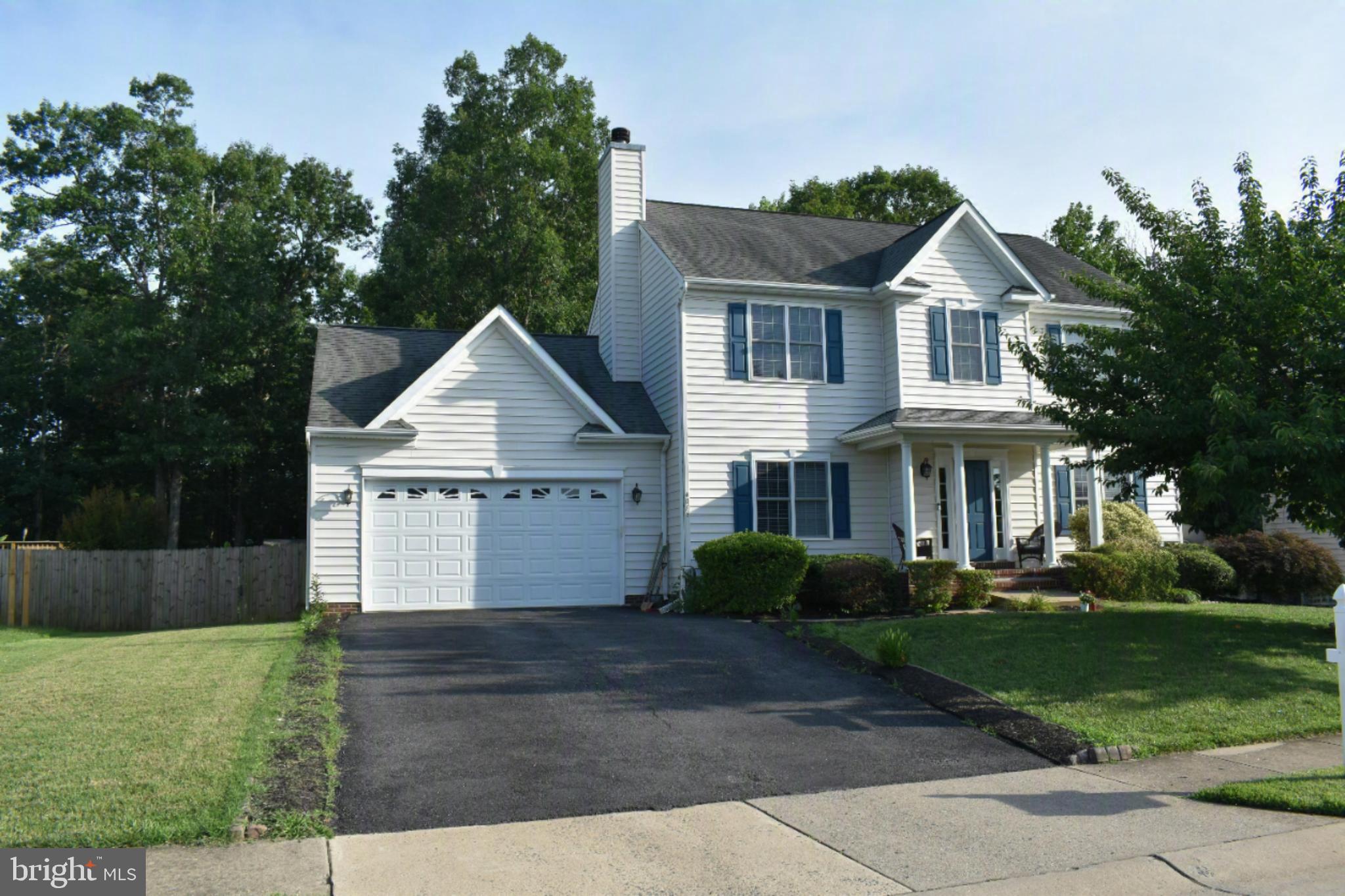 Photo 1 of 54 — 4016 DERBYSHIRE LANE, FREDERICKSBURG, VA 22408
