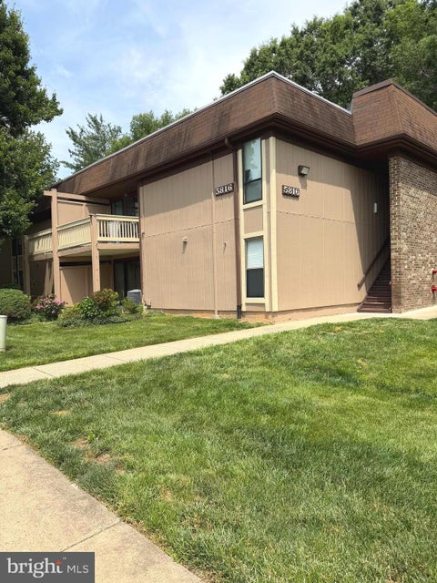 Photo of 5816 - P Royal Ridge Drive, SPRINGFIELD, VA 22152 (MLS # VAFX2320752)