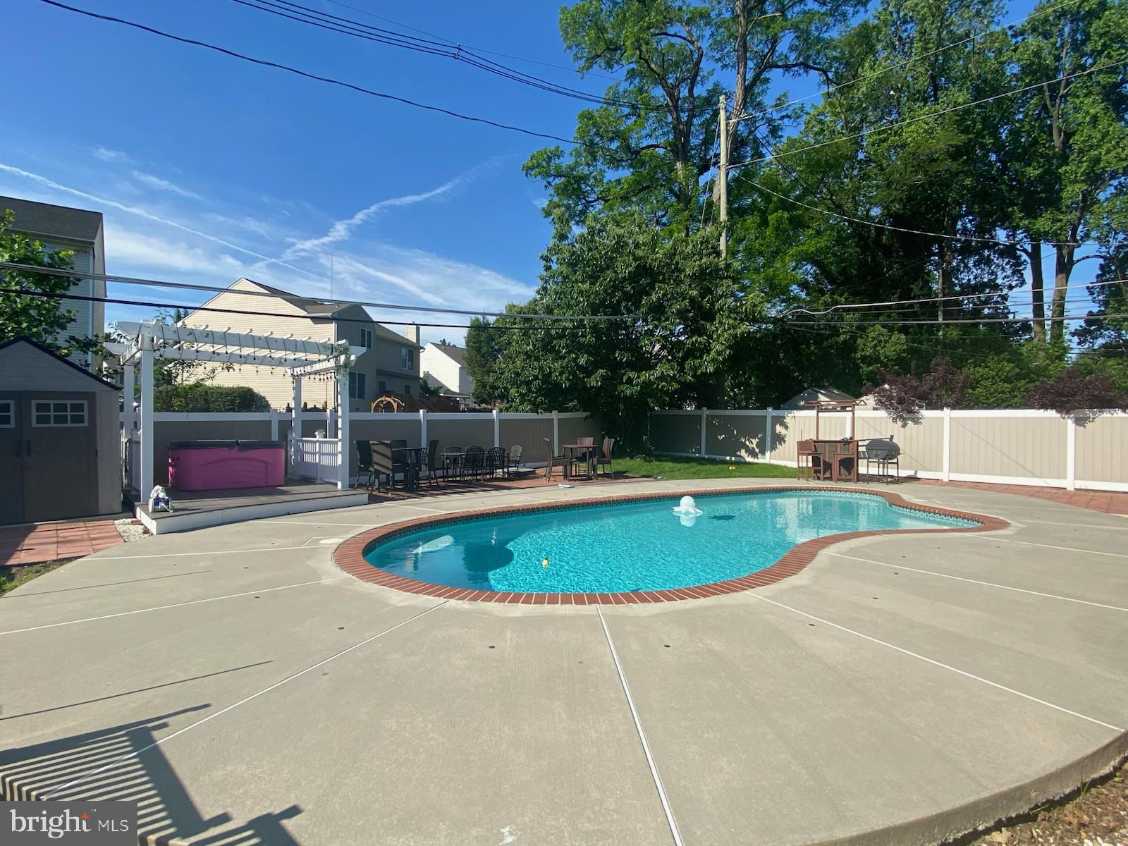 CATONSVILLE - Residential