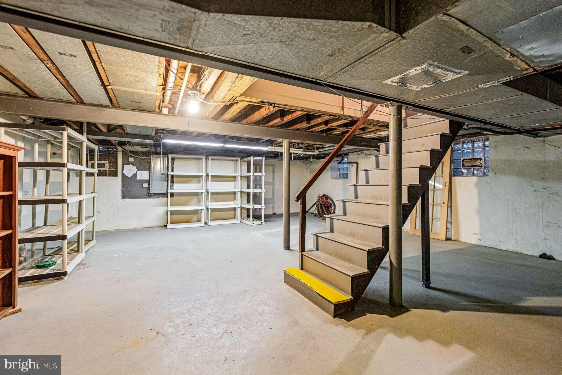 COLLEGE PARK - Residential