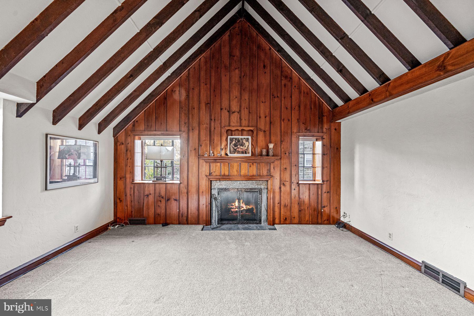 COLLEGE PARK - Residential