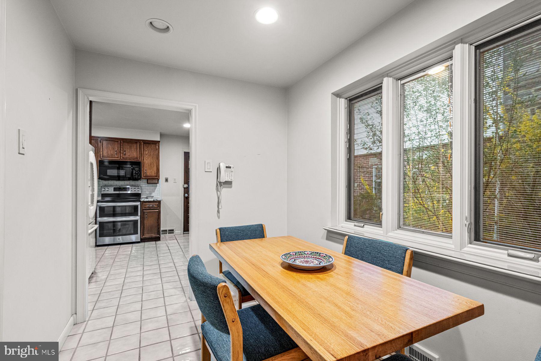 COLLEGE PARK - Residential