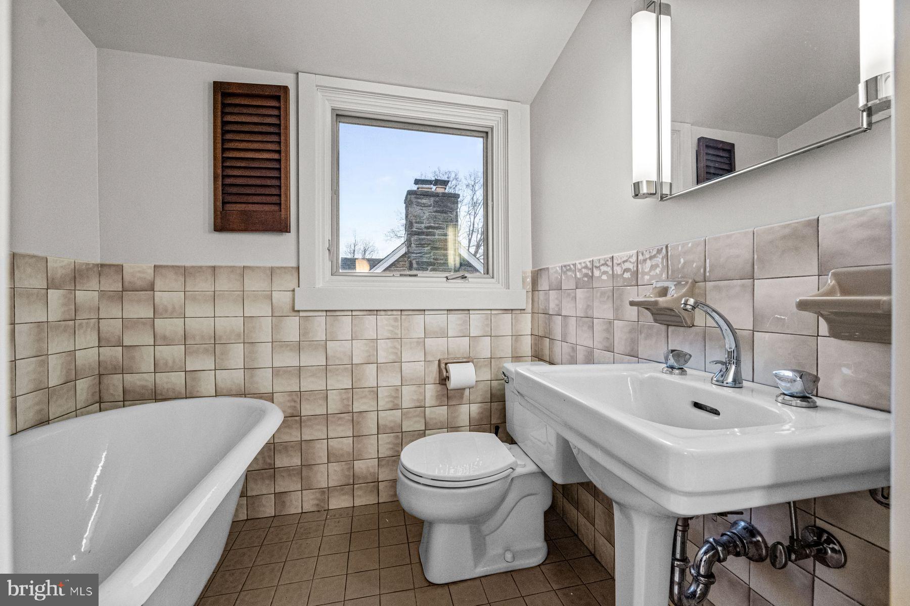 COLLEGE PARK - Residential